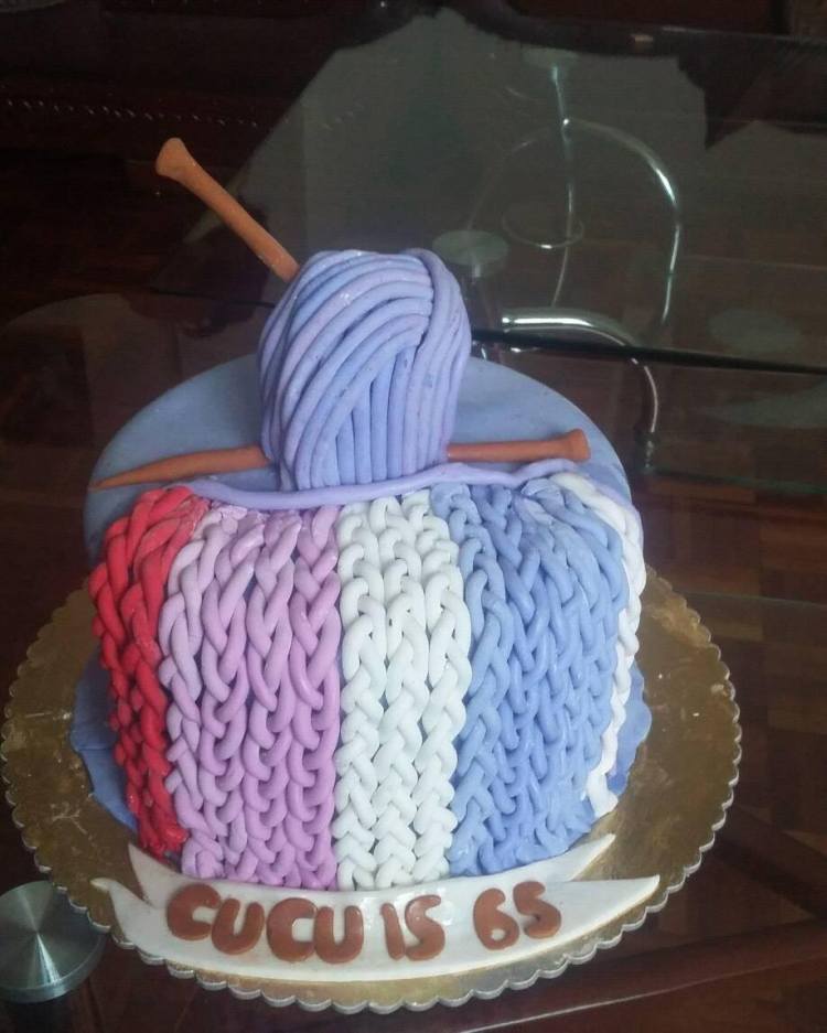 Knitting cake by Wahu Nganga