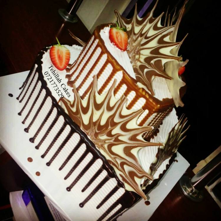 Other side view of Tehillah Shard Cake